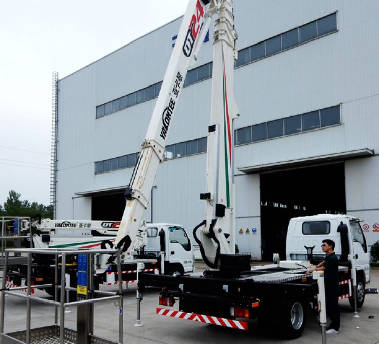 DT TRUCK 25